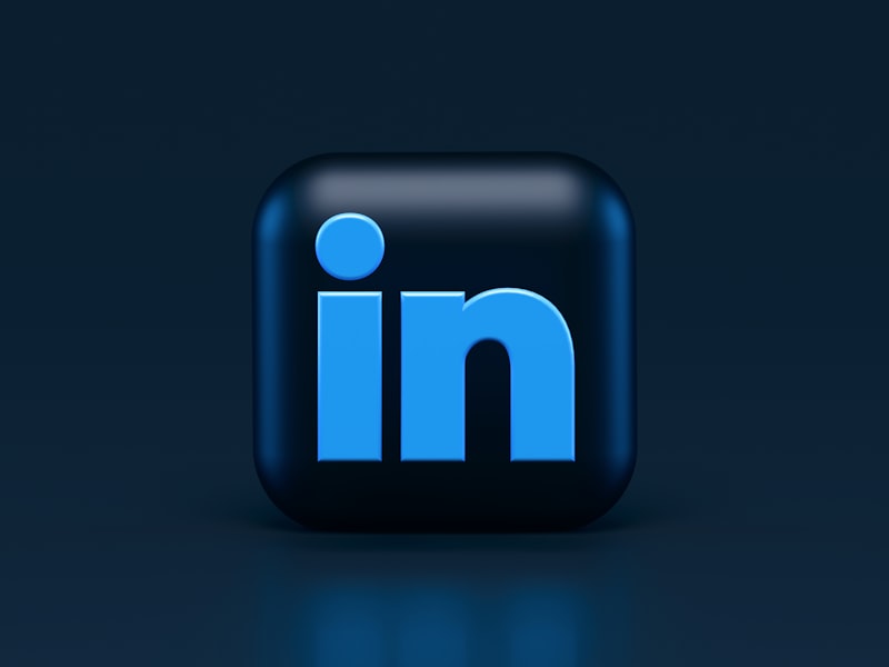 LinkedIn Marketinq: B2B Biznesi üçün Ən Güclü Platforma